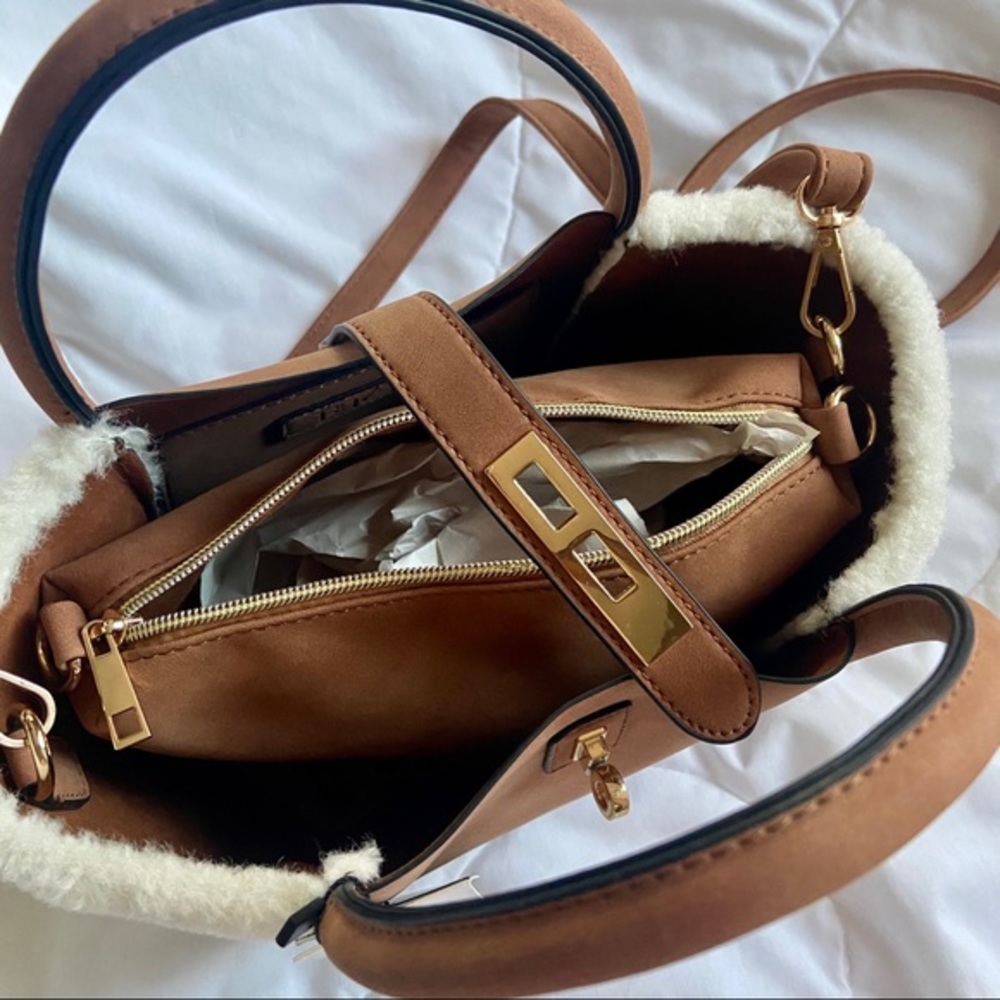 COPY - FFC Lydia Faux Sheep Fur Handbag NWT - Picture 8 of 9